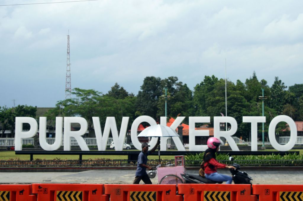 alun alun purwokerto