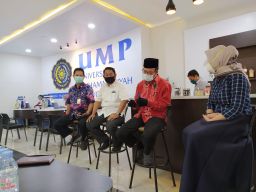 Ump, beasiswa, purwokerto, rektor UMP, bupati banyumas