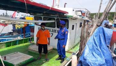 Polres Kebumen edukasi ke nelayan soal protkes (ist)