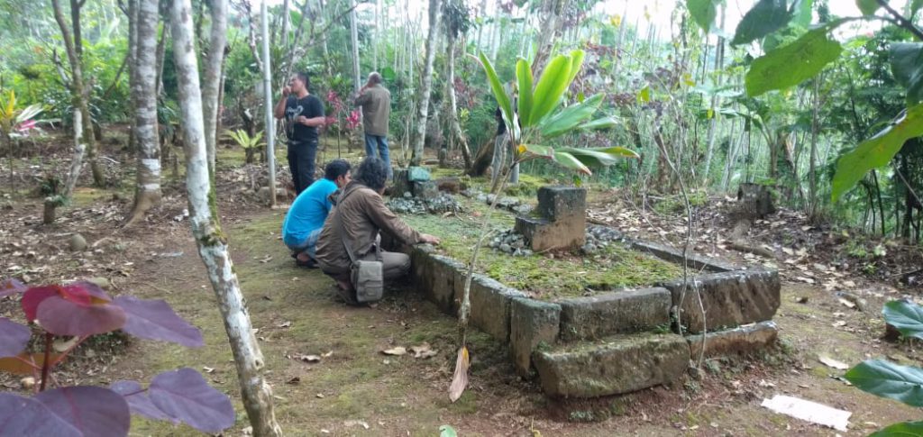 Makam Stanagede Desa Mojosari Wonosobo